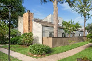 11607 Lakeside Place Drive, Houston, TX 77077