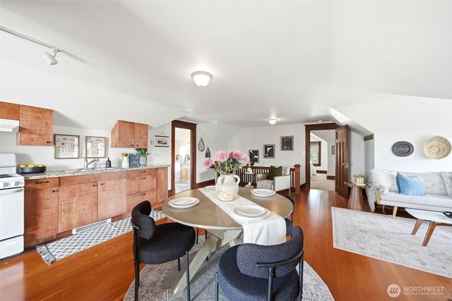 2329 Rucker Avenue, Everett, WA 98201