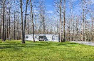 898 Overhead Bridge Rd, Hampshire, TN 38461