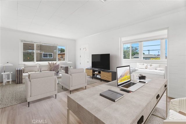 511 E Palm Avenue, El Segundo, CA 90245
