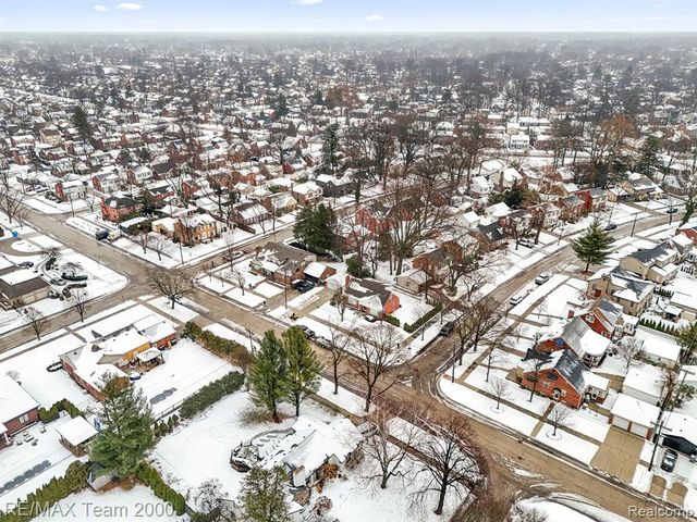 835 S Silvery Lane, Dearborn, MI 48124