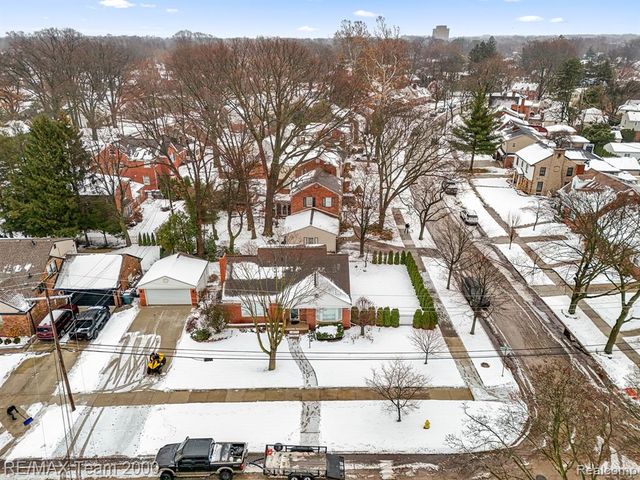 835 S Silvery Lane, Dearborn, MI 48124