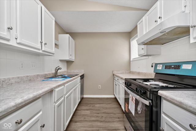 7724 Gordon Way, Indianapolis, IN 46237