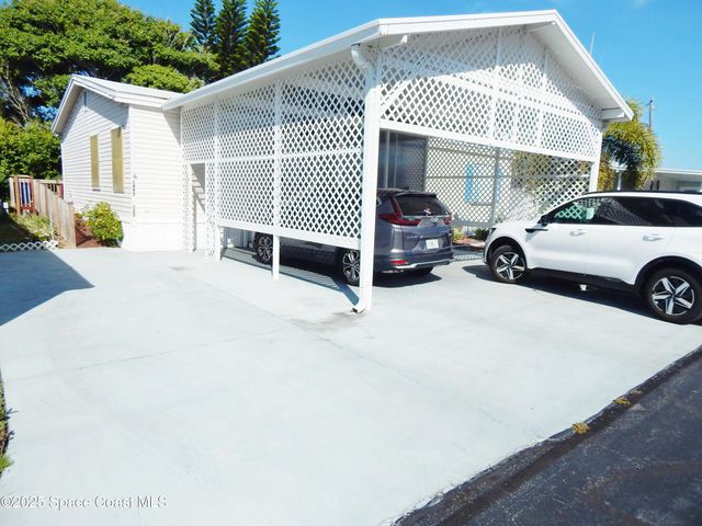 1493 Turkey Creek Drive NE, Palm Bay, FL 32905