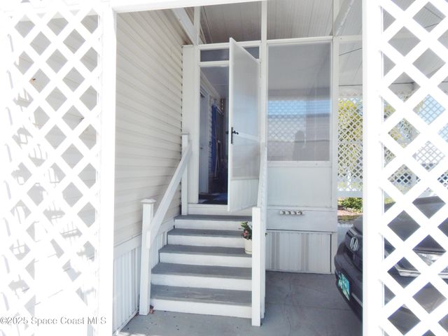 1493 Turkey Creek Drive NE, Palm Bay, FL 32905