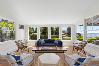 47 Longfellow Road, Jamestown, RI 02835
