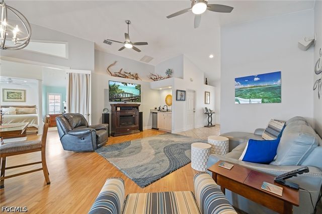 12249 Moon Shell DR, Matlacha Isles, FL 33991
