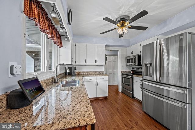 4090 BOTELER RD, Mount Airy, MD 21771