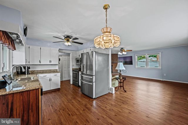 4090 BOTELER RD, Mount Airy, MD 21771