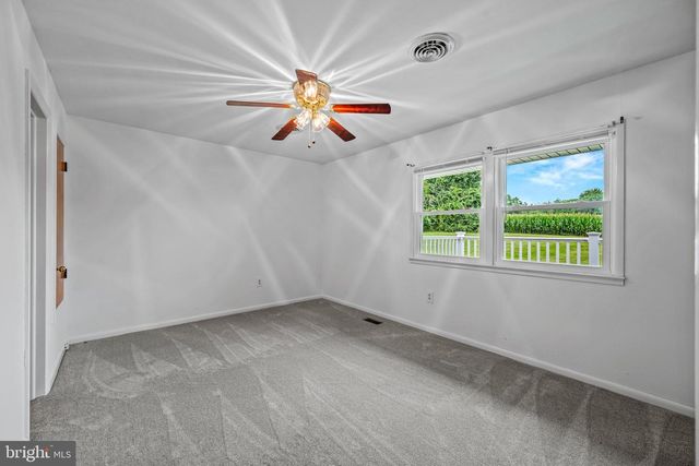 4090 BOTELER RD, Mount Airy, MD 21771
