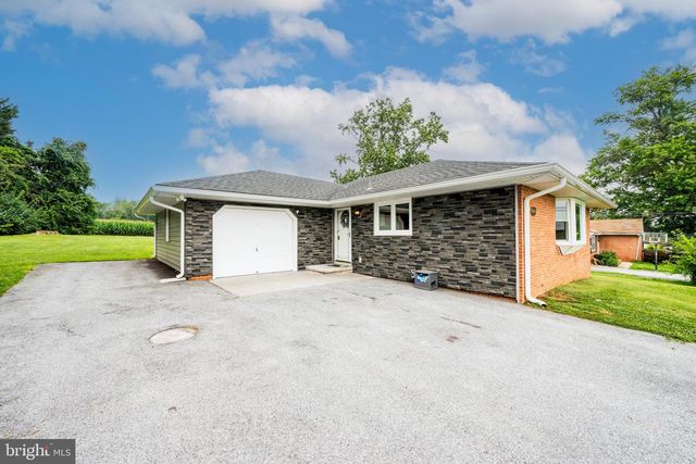 4090 BOTELER RD, Mount Airy, MD 21771