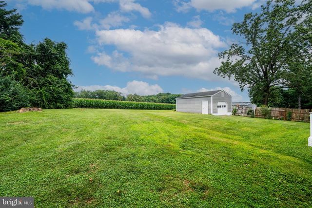4090 BOTELER RD, Mount Airy, MD 21771
