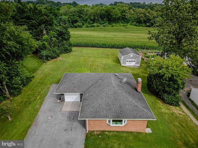 4090 BOTELER RD, Mount Airy, MD 21771