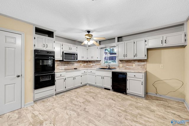 2016 Orba Drive NE, Huntsville, AL 35811
