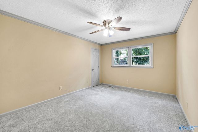 2016 Orba Drive NE, Huntsville, AL 35811
