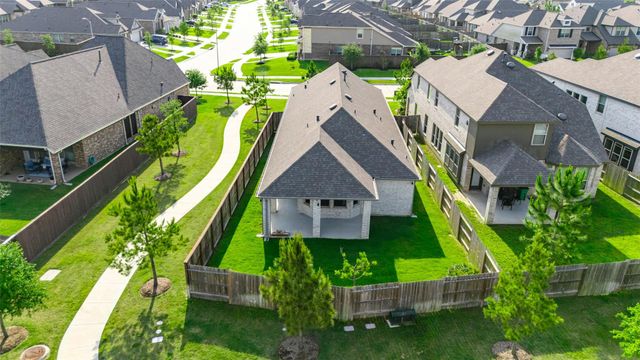 16327 Tawny Emperor Drive, Humble, TX 77346