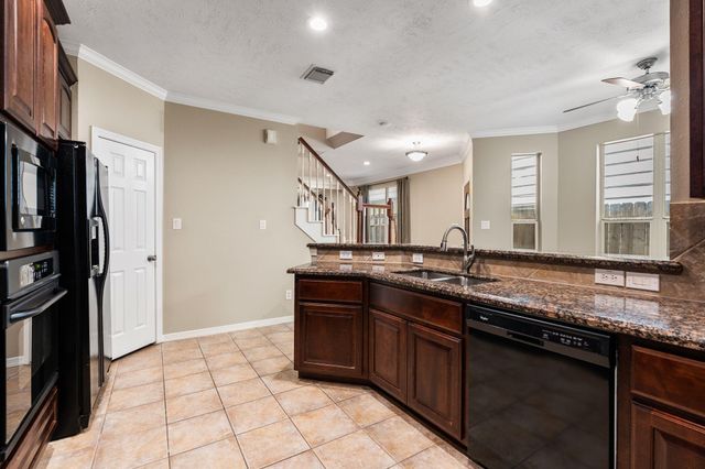 4223 Rose Street, Houston, TX 77007