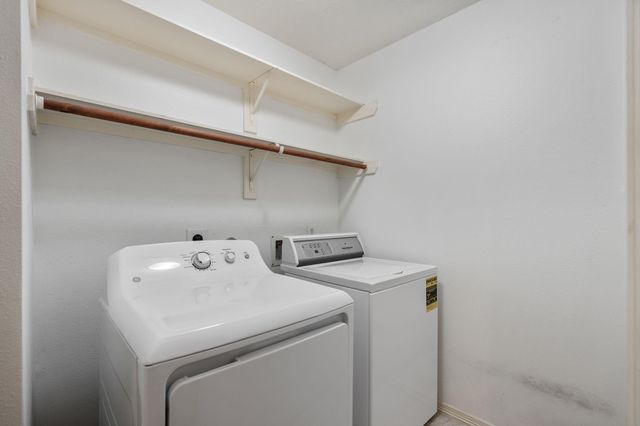4223 Rose Street, Houston, TX 77007