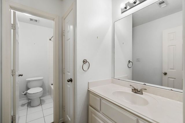 4223 Rose Street, Houston, TX 77007