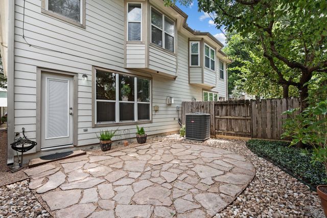 4223 Rose Street, Houston, TX 77007