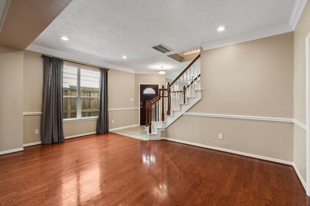 4223 Rose Street, Houston, TX 77007