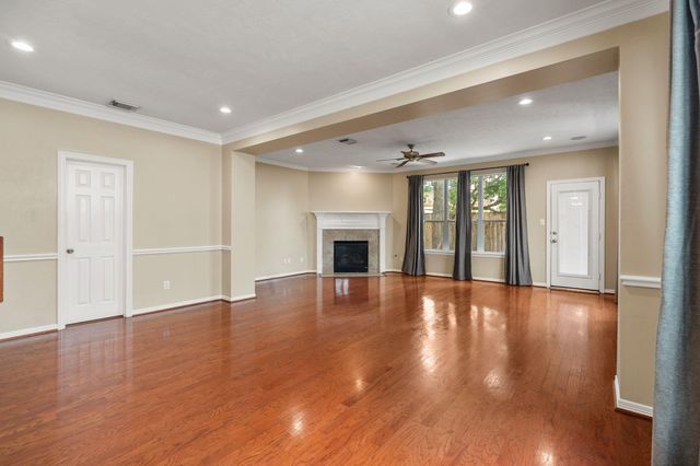 4223 Rose Street, Houston, TX 77007
