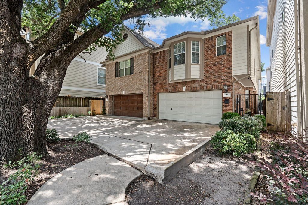 4223 Rose Street, Houston, TX 77007