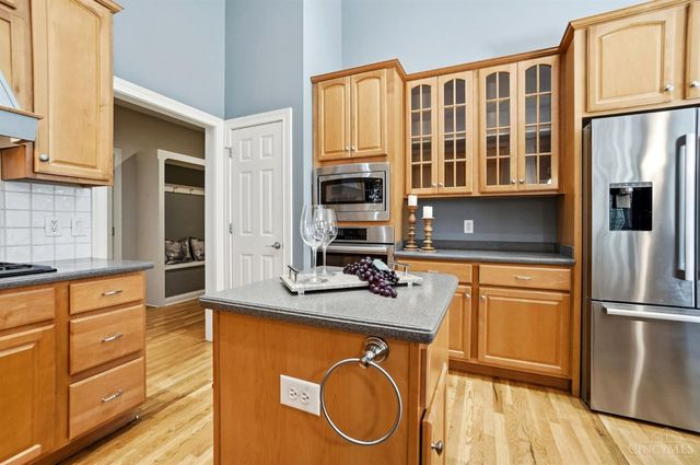 4940 Water Stone Lane, Hamilton Twp, OH 45039