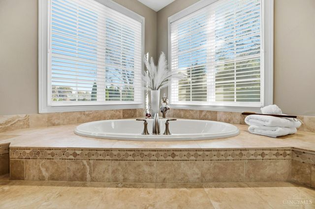 4940 Water Stone Lane, Hamilton Twp, OH 45039