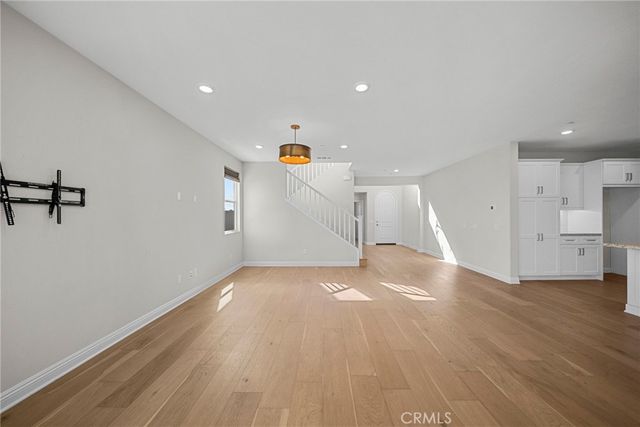 20560 Galloway Drive, Saugus, CA 91350