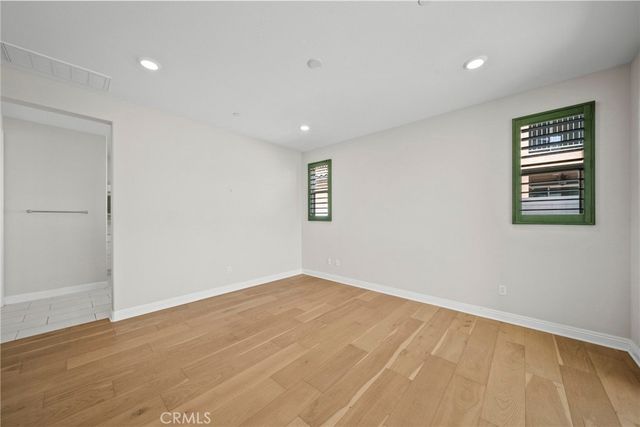 20560 Galloway Drive, Saugus, CA 91350