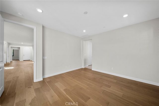 20560 Galloway Drive, Saugus, CA 91350