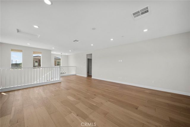 20560 Galloway Drive, Saugus, CA 91350