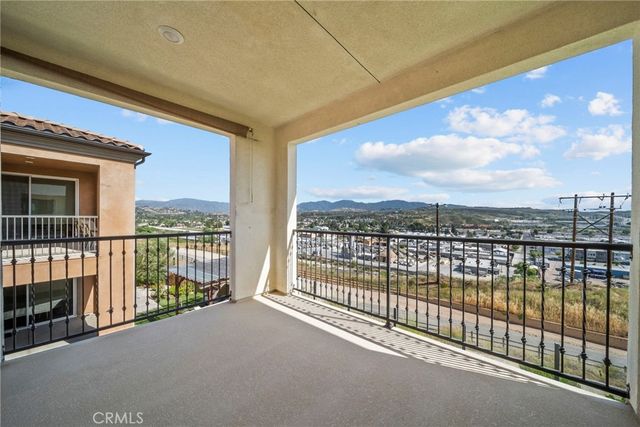 20560 Galloway Drive, Saugus, CA 91350