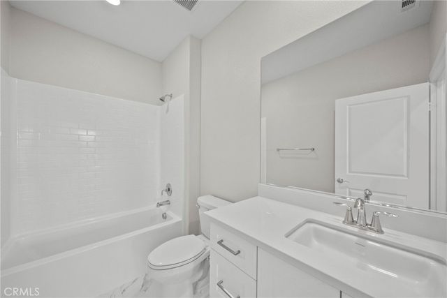 20560 Galloway Drive, Saugus, CA 91350