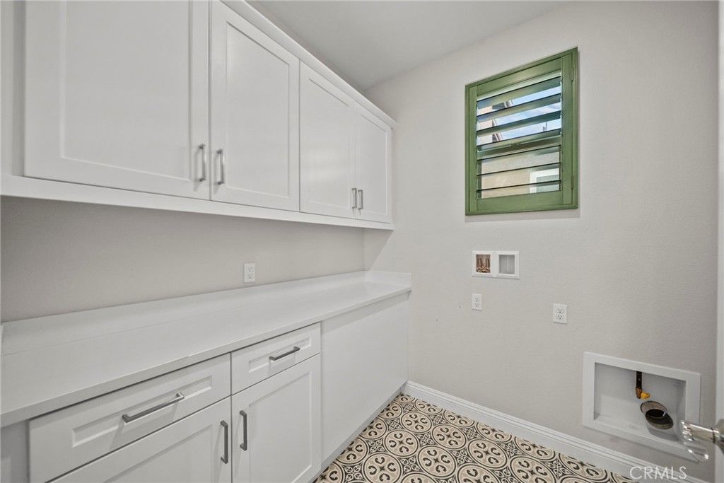 Image 20 of property listing at 20560 Galloway Drive, Saugus, CA 91350