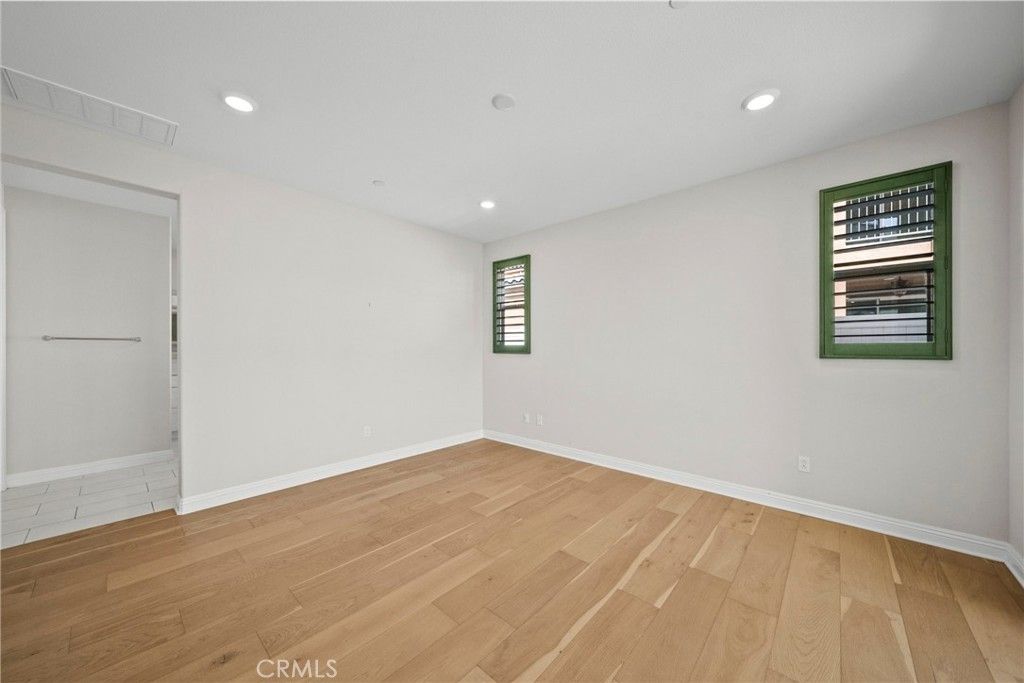 Image 22 of property listing at 20560 Galloway Drive, Saugus, CA 91350