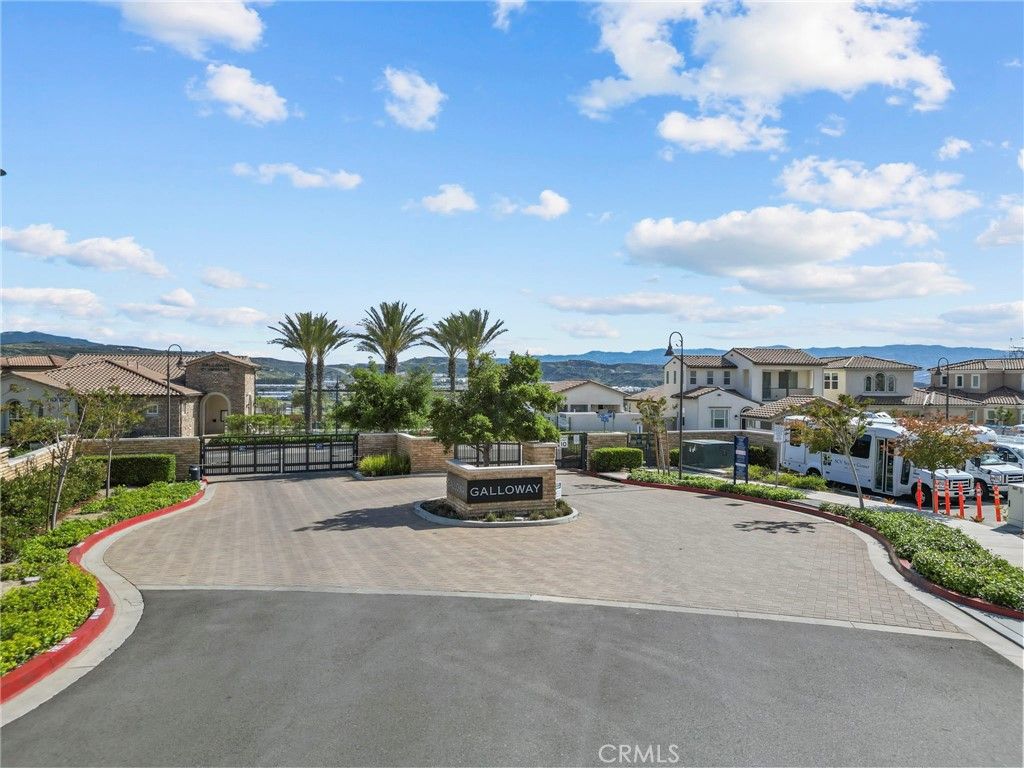 Image 3 of property listing at 20560 Galloway Drive, Saugus, CA 91350