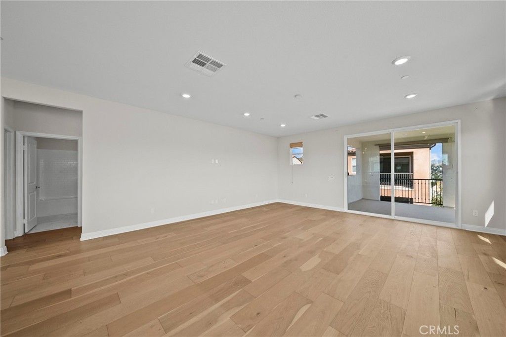 Image 36 of property listing at 20560 Galloway Drive, Saugus, CA 91350