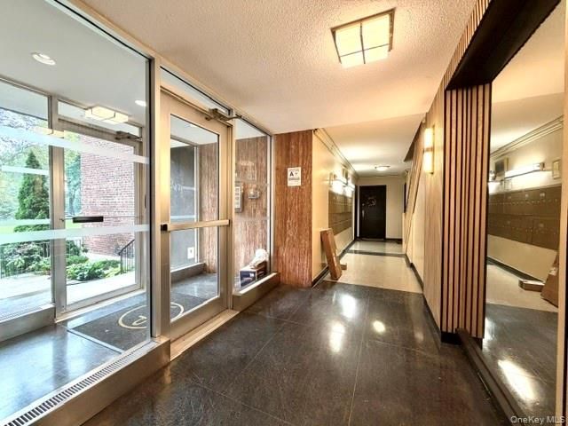 212-04 75th Avenue 5K, Bayside, NY 11364