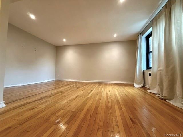 212-04 75th Avenue 5K, Bayside, NY 11364