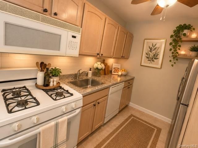 212-04 75th Avenue 5K, Bayside, NY 11364