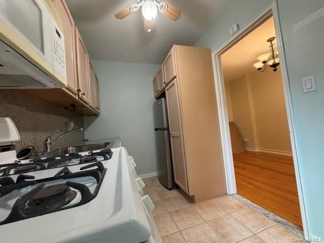 212-04 75th Avenue 5K, Bayside, NY 11364