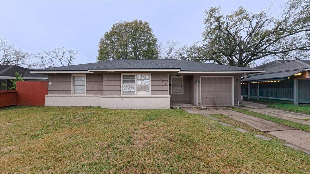 2208 Merle Street, Pasadena, TX 77502