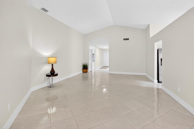 182 Temple Avenue, Boynton Beach, FL 33436