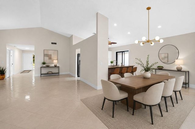 182 Temple Avenue, Boynton Beach, FL 33436