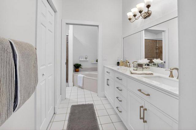 182 Temple Avenue, Boynton Beach, FL 33436