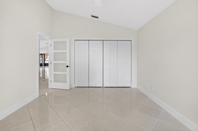 182 Temple Avenue, Boynton Beach, FL 33436