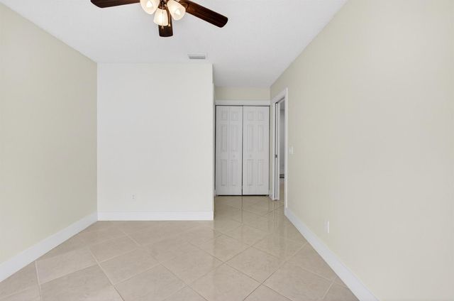 182 Temple Avenue, Boynton Beach, FL 33436