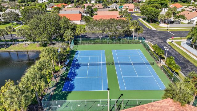 182 Temple Avenue, Boynton Beach, FL 33436